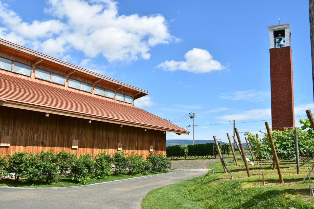 Hotel Hanafuji Inn NakaNakafurano Esterno foto